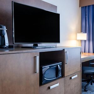 Holiday Inn Express & Suites Ft. Washington - Philadelphia By Ihg